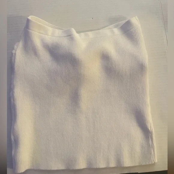 Twisted White Strapless Knit Tank Top White Knit Bandeau crop Top. Large - Picture 2 of 9